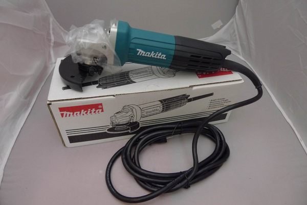 May mai go makita GA4031