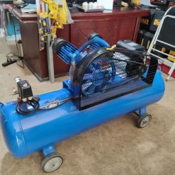 Máy nén khí 3hp Pegasus TM-V-0.25/8-120L 220v 4 Máy nén khí Pegasus 120l 3hp