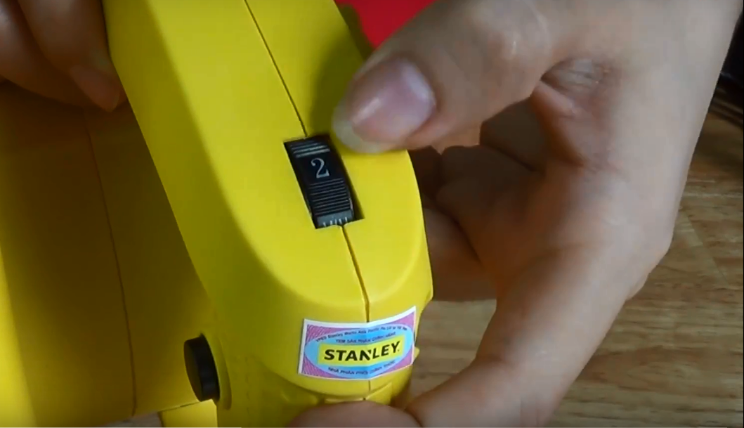 Mua ngay máy thổi bụi Stanley  STPT 600-B1 giảm ngay 10%