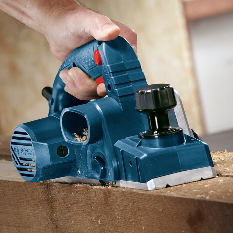 Nguyên tắc an toàn khi sử dụng máy bào gỗ cầm tay