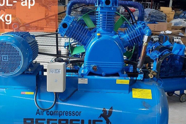 Máy nén khí Pegasus 330L TM-W-0.36/12.5-330L 4HP Máy nén khí Pegasus 330L TM-W-0.36/12.5-330L 4HP