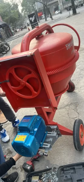 Máy trộn bê tông 1 bao 380L 