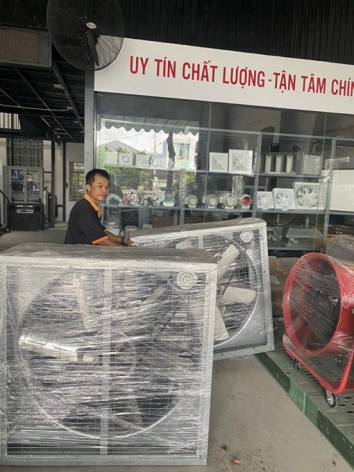 quat thong gio cong nghiep vuong 1