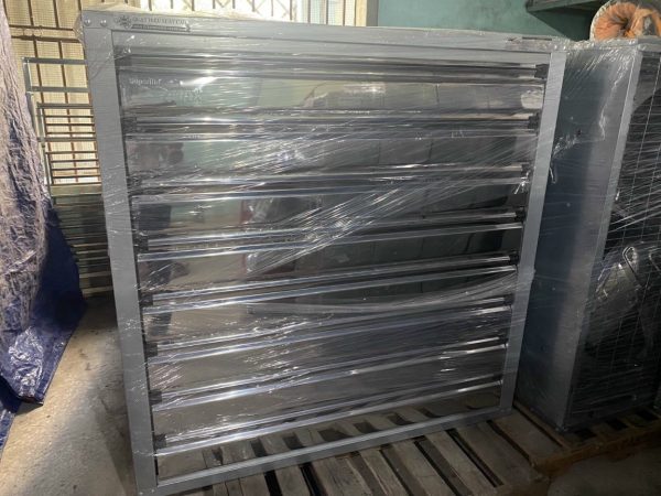Quạt hút công nghiệp 1380x1380x400 Quạt hút công nghiệp 1380x1380x400