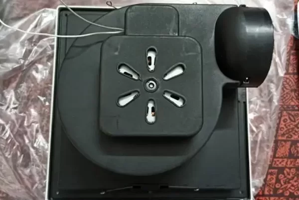 Quạt hút gió âm trần ống ngang Tico TC-20AV4