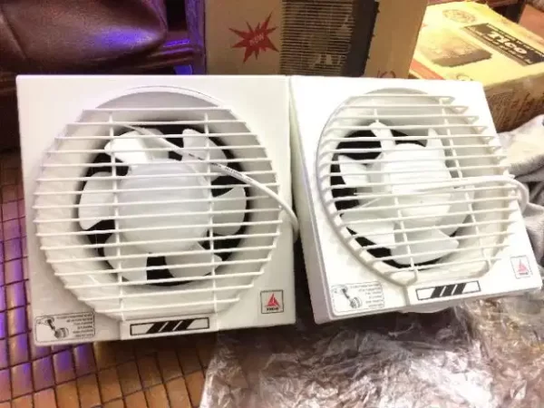 Quạt thông gió gắn tường TC-20AV6