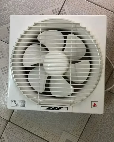  Quạt thông gió gắn tường Tico TC-15AV6
