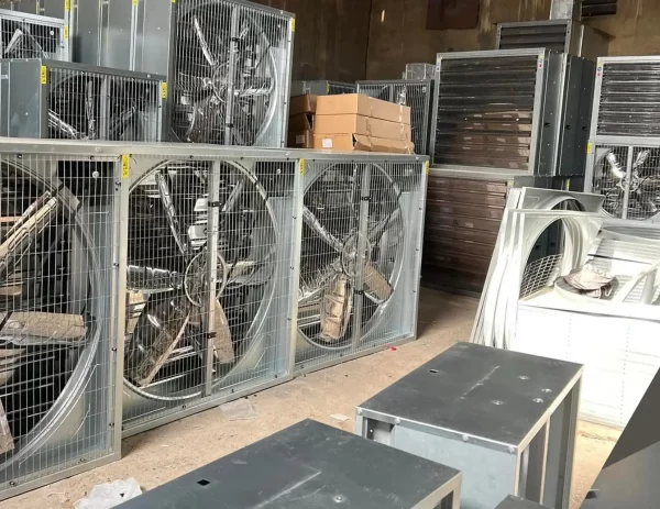 Quạt thông gió nhà xưởng 1380x1380 Wing TMG 1380