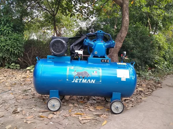 Máy nén khí 10HP 300L Jetman PK 100300 Máy nén khí 10HP 300L Jetman PK 100300