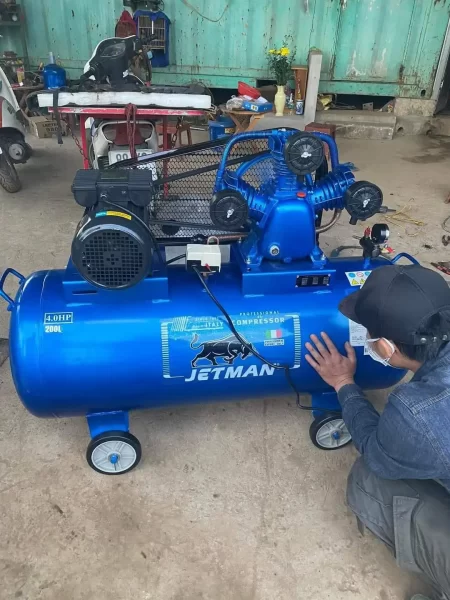 Máy nén khí 200 lít 4HP Jetman PK 40200